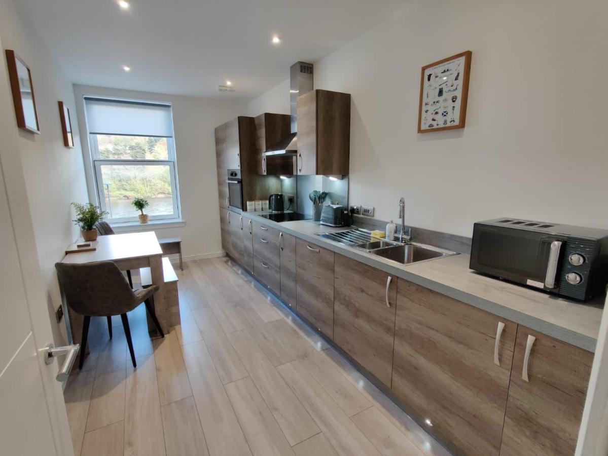 Stunning 2 Bedroom River View Apartment Perth Buitenkant foto