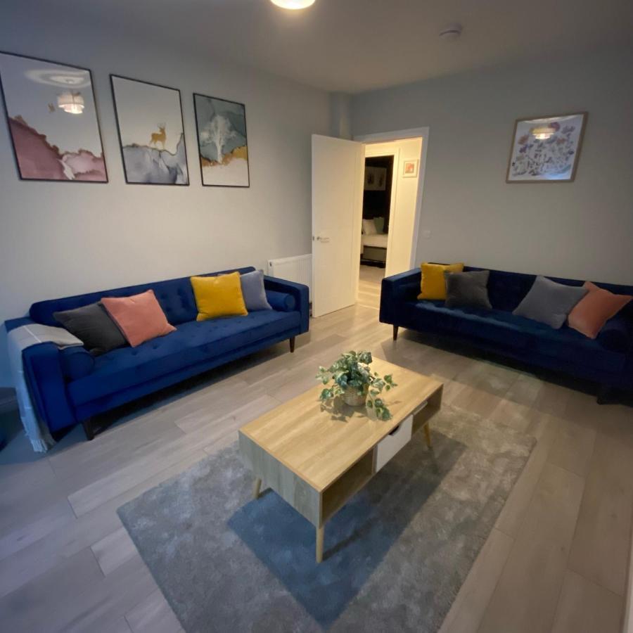 Stunning 2 Bedroom River View Apartment Perth Buitenkant foto